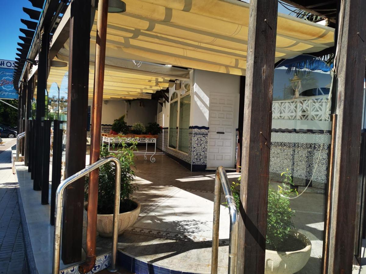 נרחה Hostal Marazul מראה חיצוני תמונה