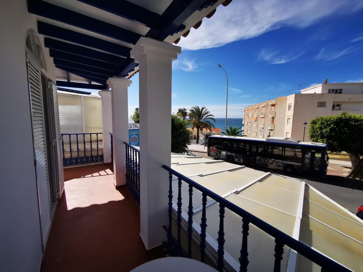 נרחה Hostal Marazul מראה חיצוני תמונה